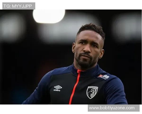 达伦本特盛赞迪福巅峰表现超越曼联所有前锋能力出众 达伦本特盛赞迪福巅峰表现超越曼联所有前锋能力出众