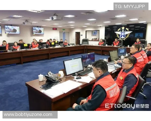 深度保障下KD展现统治力八助零失误助力球队灵活应变再创佳绩 深度保障下KD展现统治力八助零失误助力球队灵活应变再创佳绩